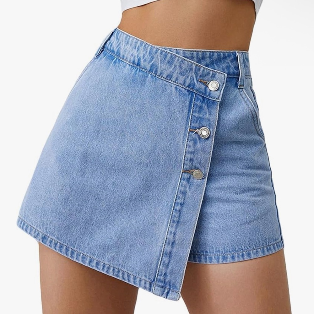 Stylish Denim Skort with Button Detail